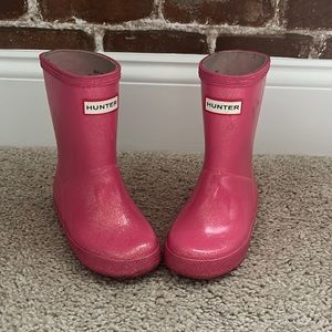 Hunter pink sparkle rain boots